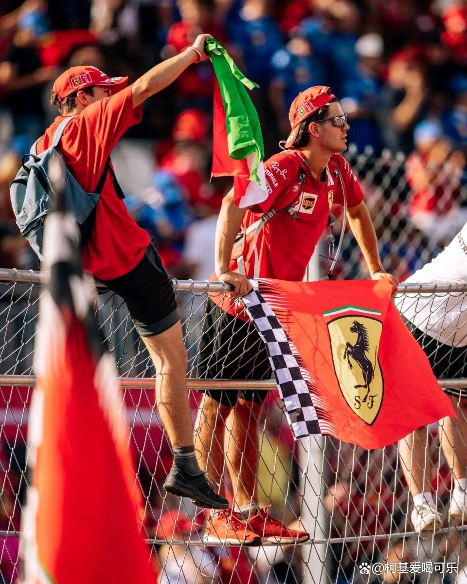 阿斯顿马丁完胜威廉姆斯，汉密尔顿状态火热