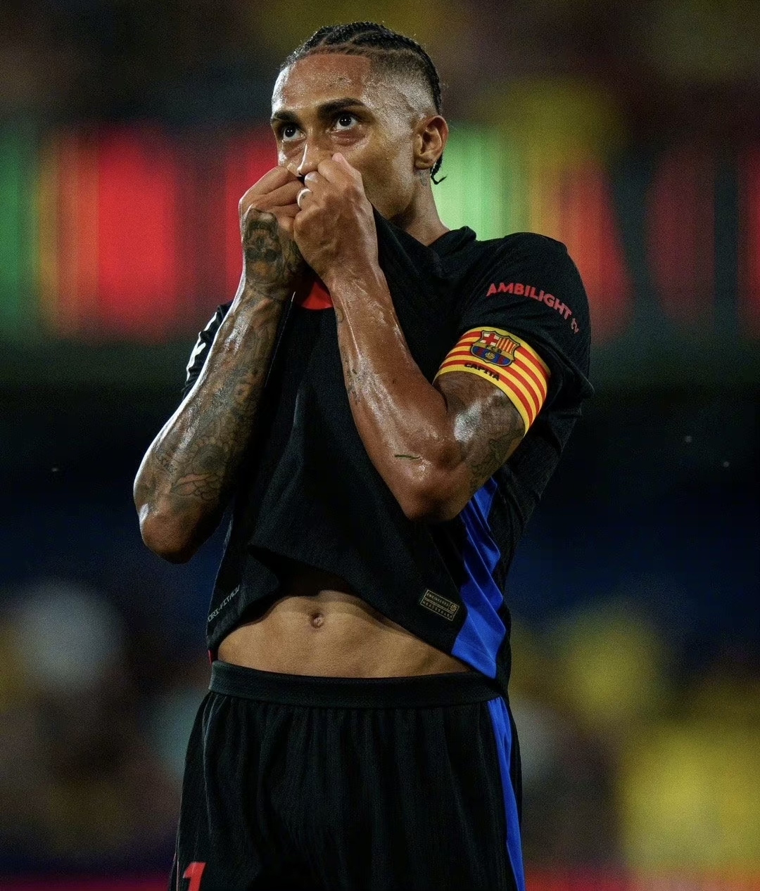 比利亚雷亚尔继续胜利，稳住领先位置