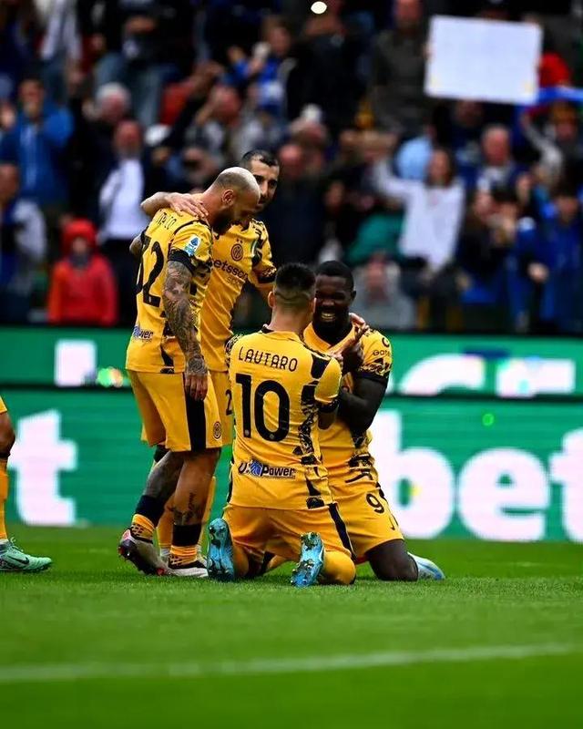 莱比锡红牛强势加拿大，弗拉霍维奇打破历史纪录