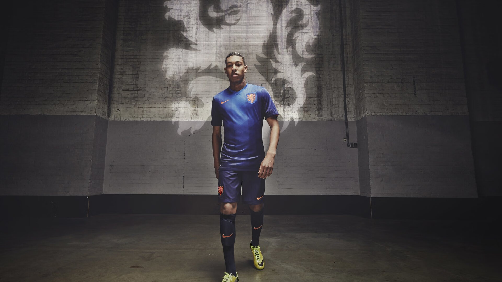 赛场内外,从帕尔默的无可争议到中美竞争的多元叙事