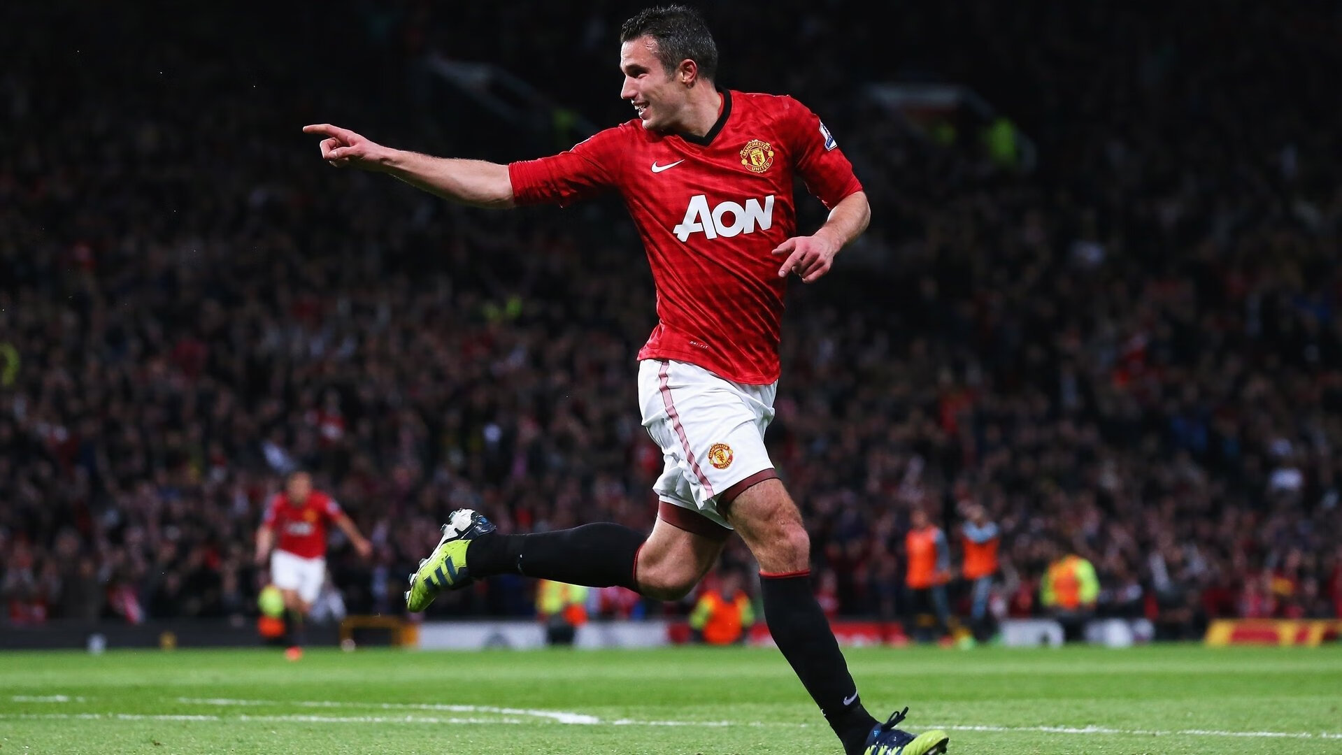 阿圭罗冠军级表现撕裂防线，美国战术压制难阻雷恩天才闪耀