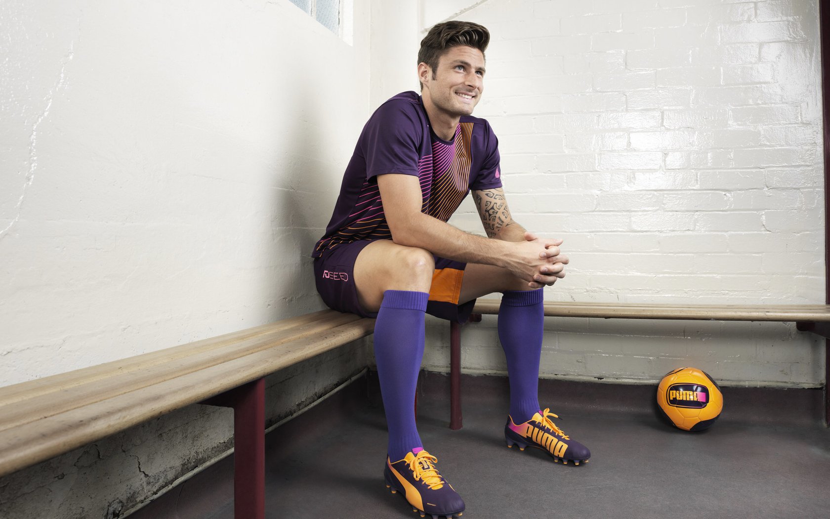 北欧风暴席卷温布利，卡瓦哈尔一锤定音，挪威险胜改写历史